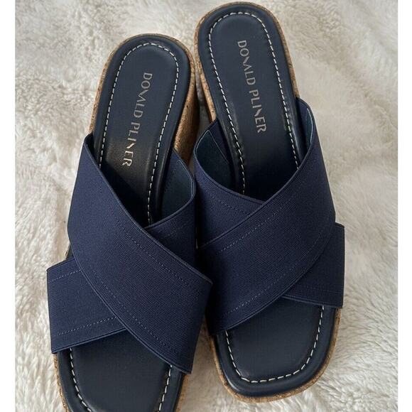 Donald J. Pliner Women's Jocelyn Wedge Sandal Navy Size‎ 9 - Picture 2 of 8